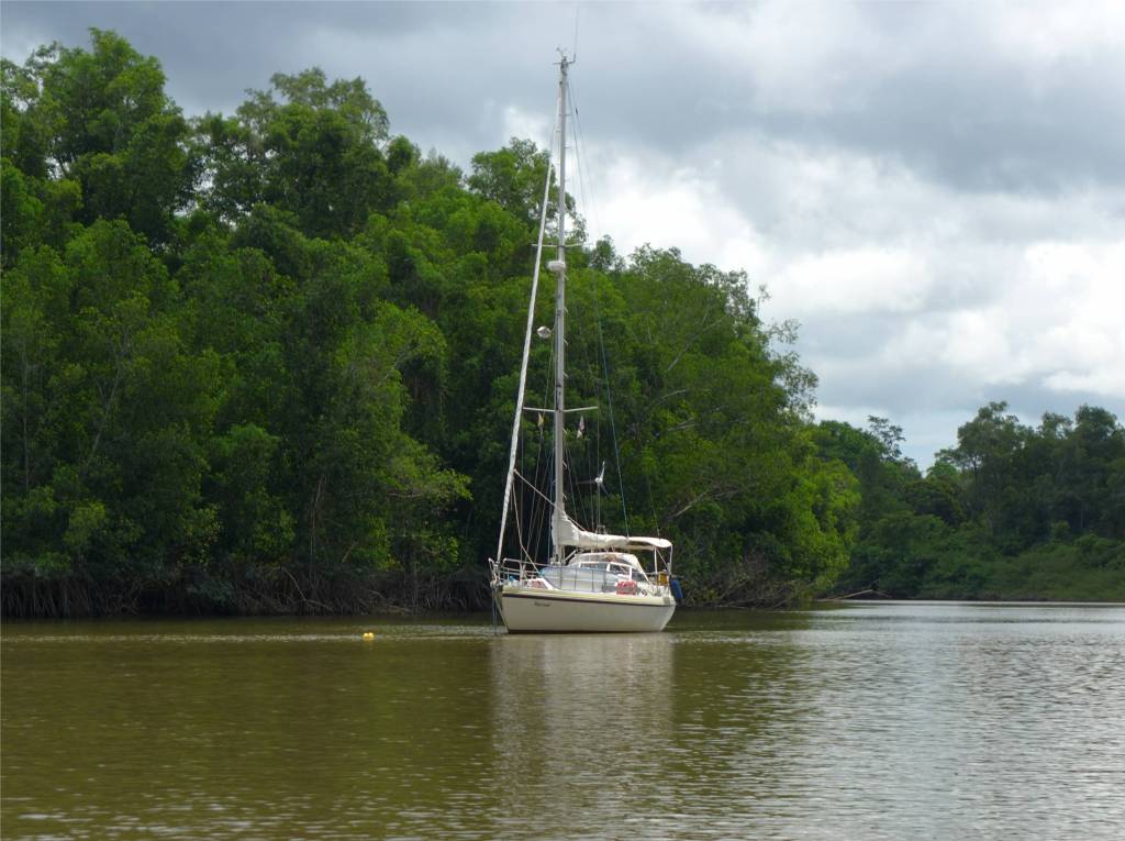 12 Vor Anker auf dem Maroni