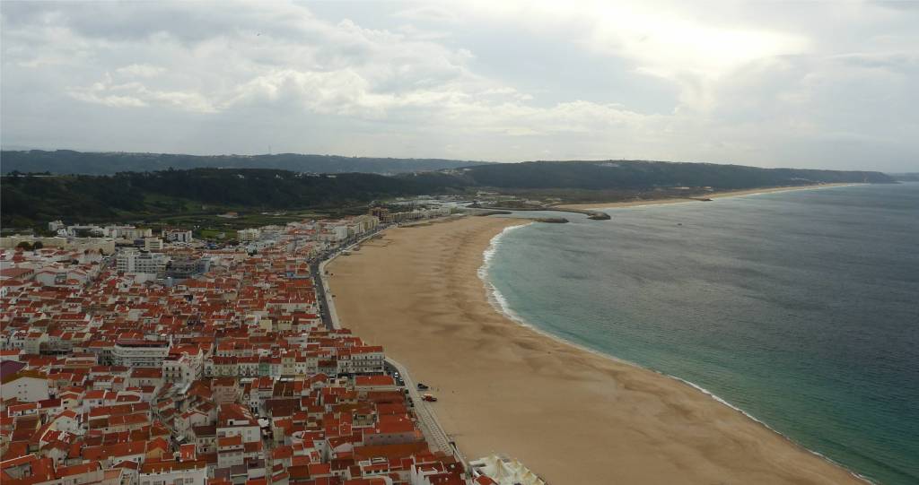 9 Nazare Strand
